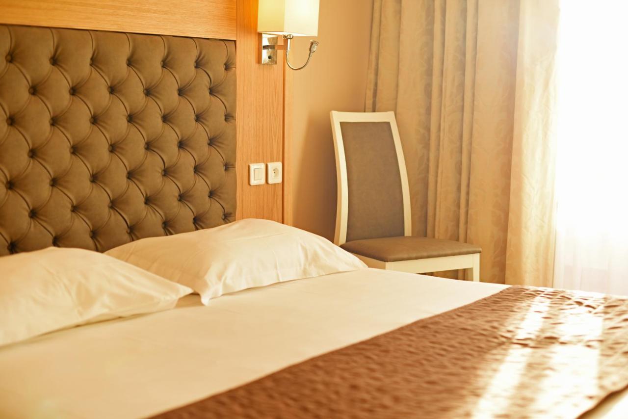 Hotel Tettola Сен-Флоран Экстерьер фото