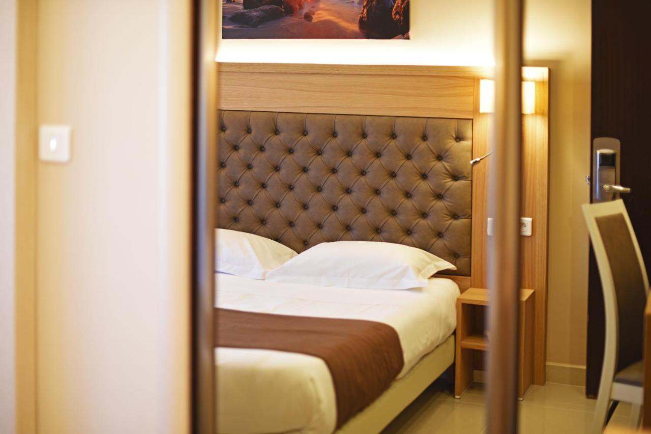 Hotel Tettola Сен-Флоран Экстерьер фото