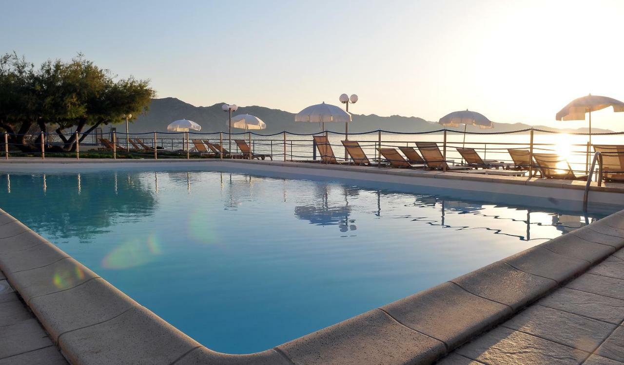 Hotel Tettola Сен-Флоран Экстерьер фото